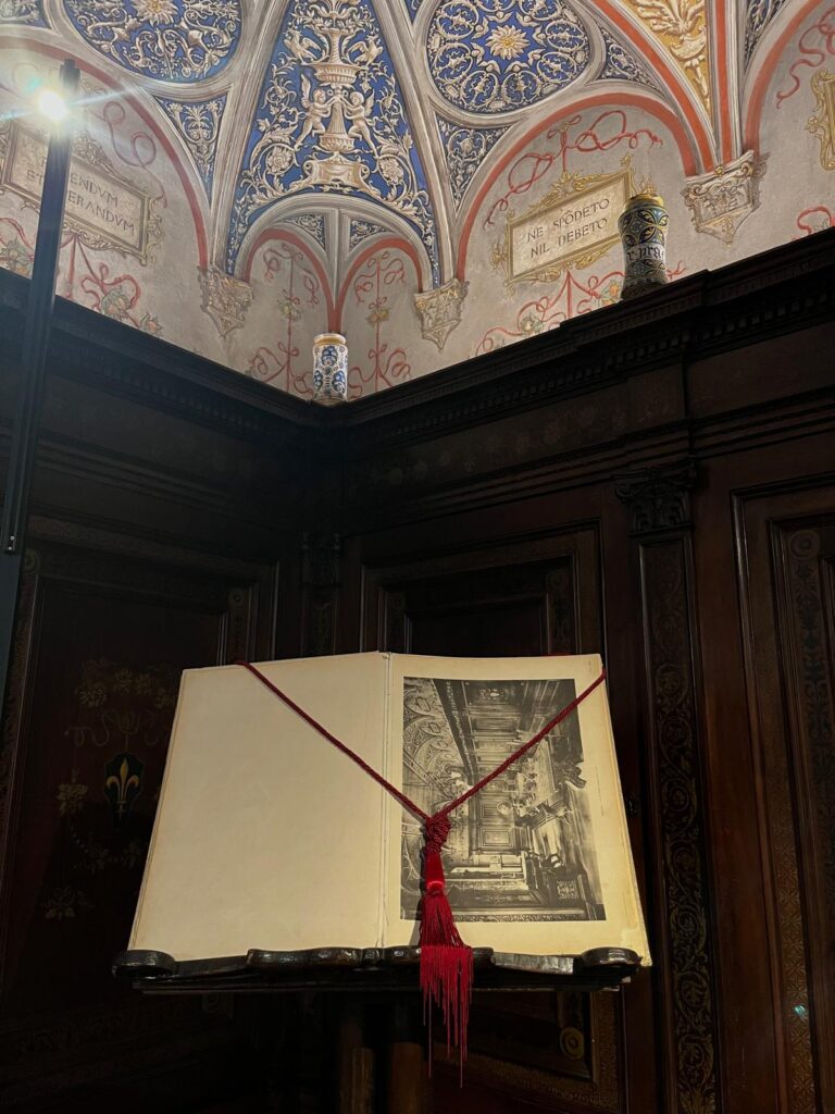 Museo Bagatti Valsecchi, Milano. biblioteca