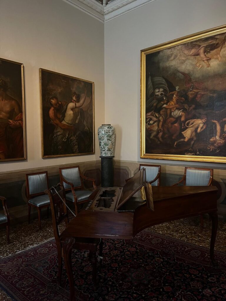 Fondazione Querini Stampalia, Venezia. sala della musica